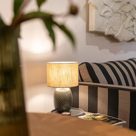 Up De Schueuen - Design Apartment