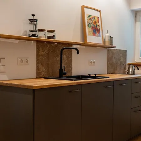 Up De Schueuen - Design Apartment *